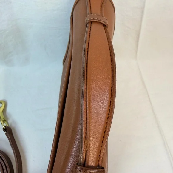 Coach Vintage Court Bag 9870 British Tan Original Hangtag Crossbody USA - Picture 9 of 16